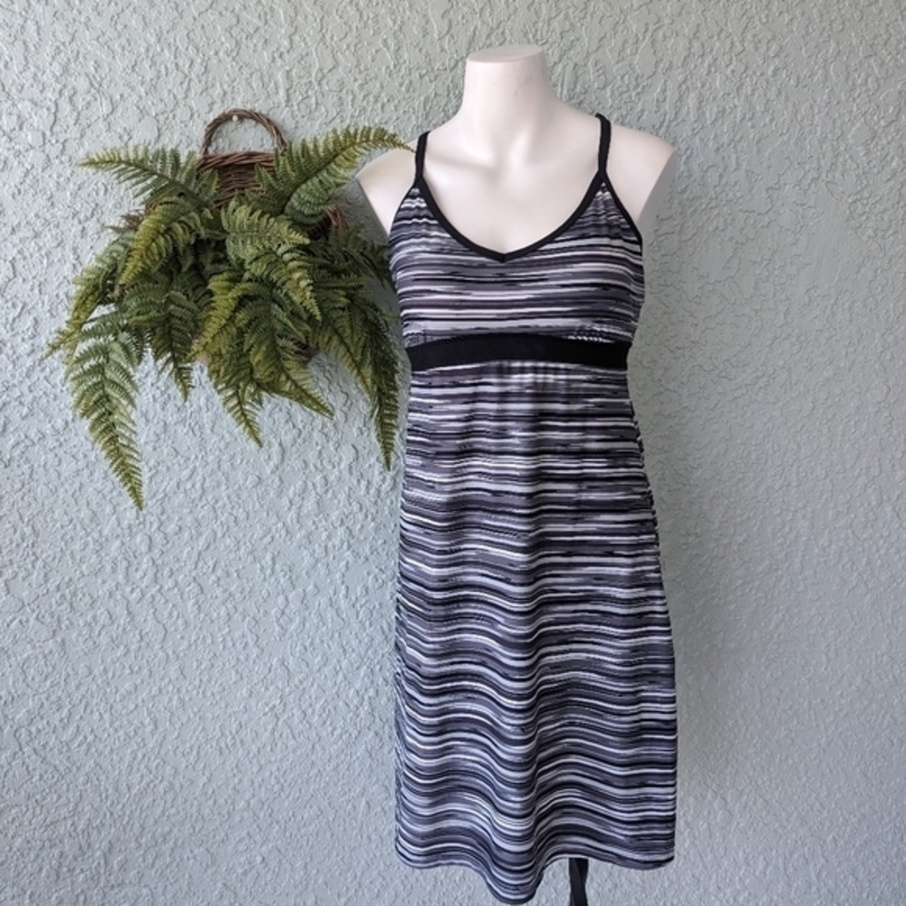 Athleta swim dress women's size m black and gray